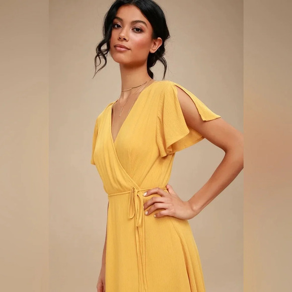 ✨NWT Lulus Mustard Yellow Harbor Point Mini Wrap Dress Size Medium - Picture 5 of 11